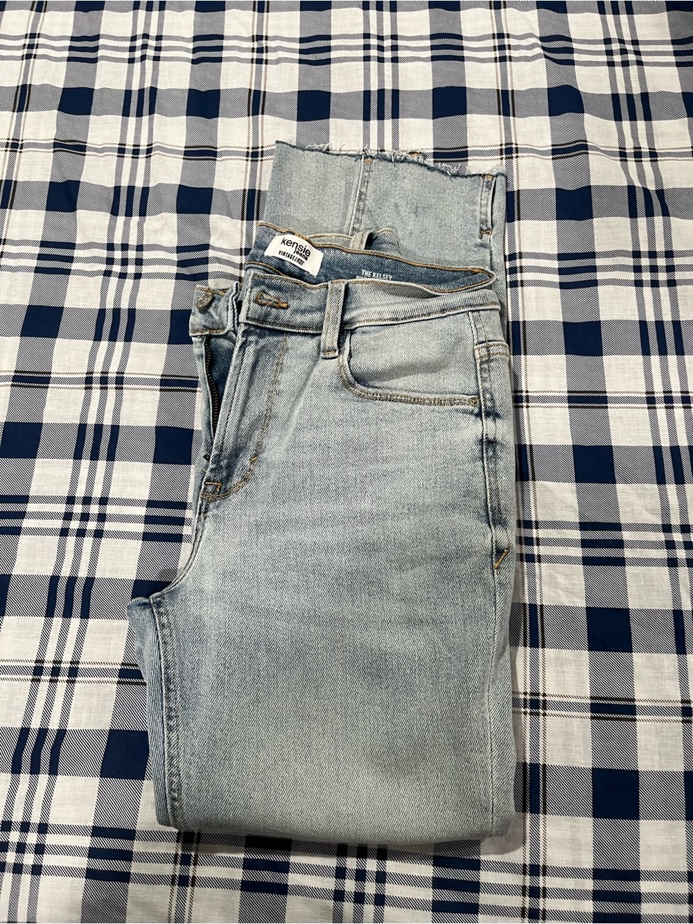 Kensie Light Wash High-Rise Skinny Jeans